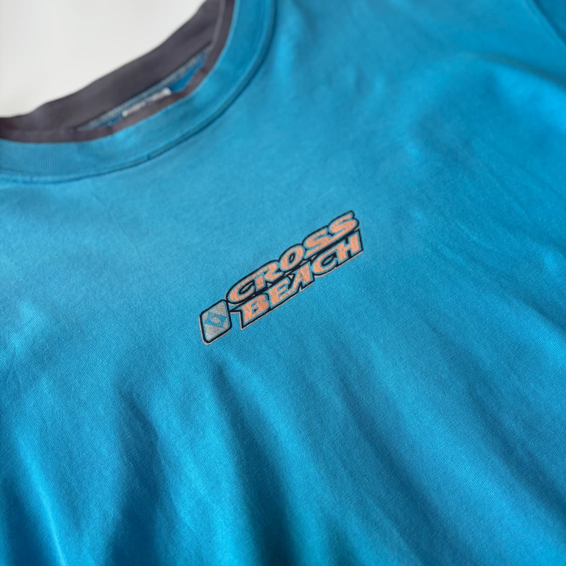 크로스 비치 레이어드 디테일 그래픽 티셔츠 상품이미지2