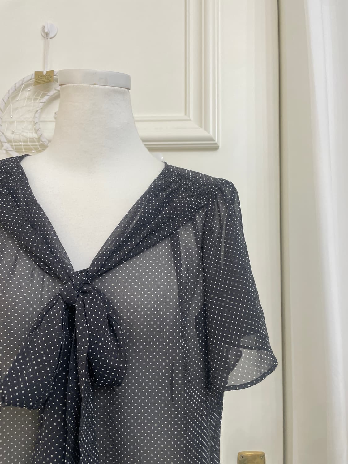 black dot ruffle bow point blouse 상품이미지6