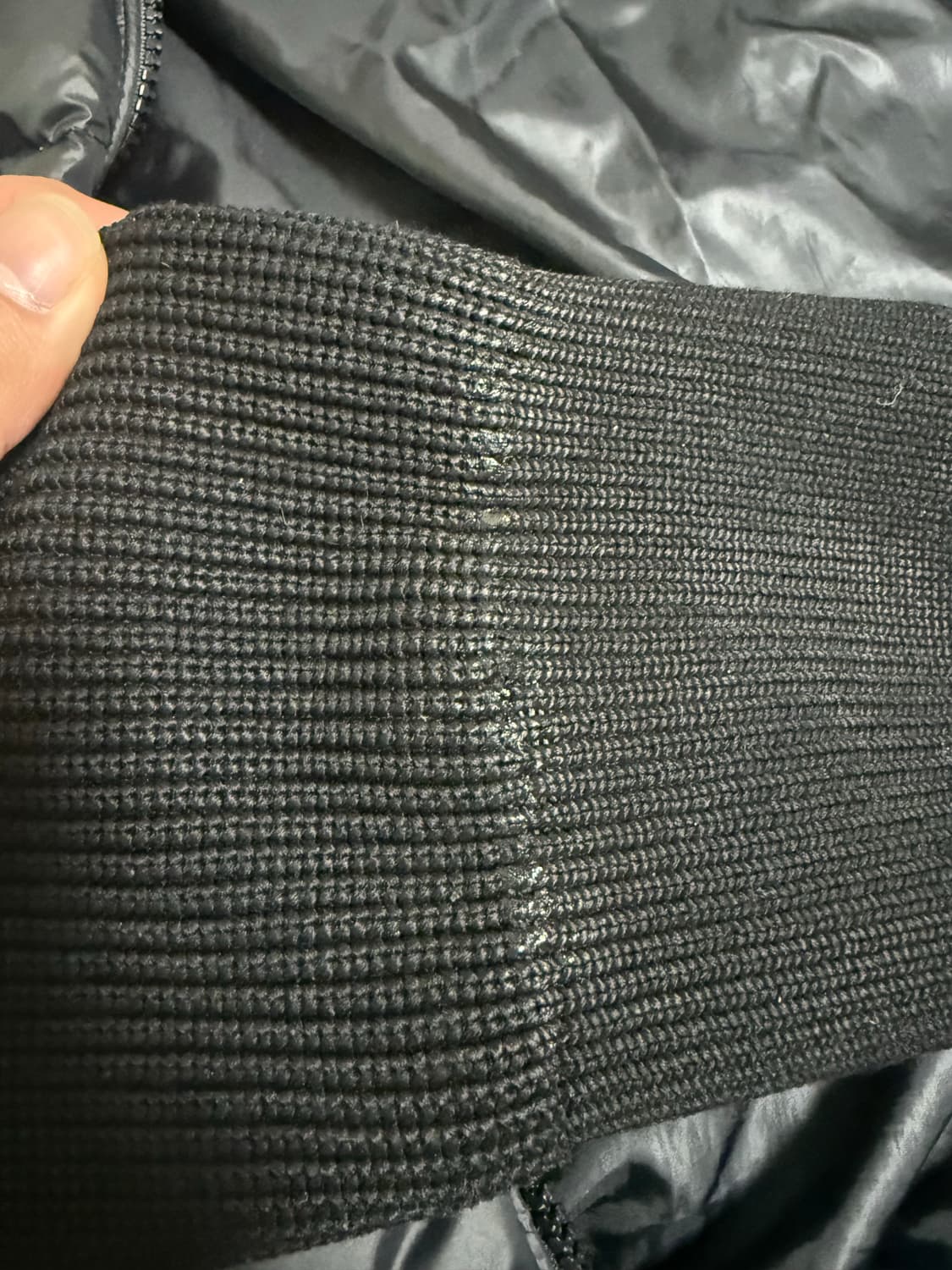 몽클레어 니트 패딩 4사이즈 사용감있음 싸게판매 상품이미지9