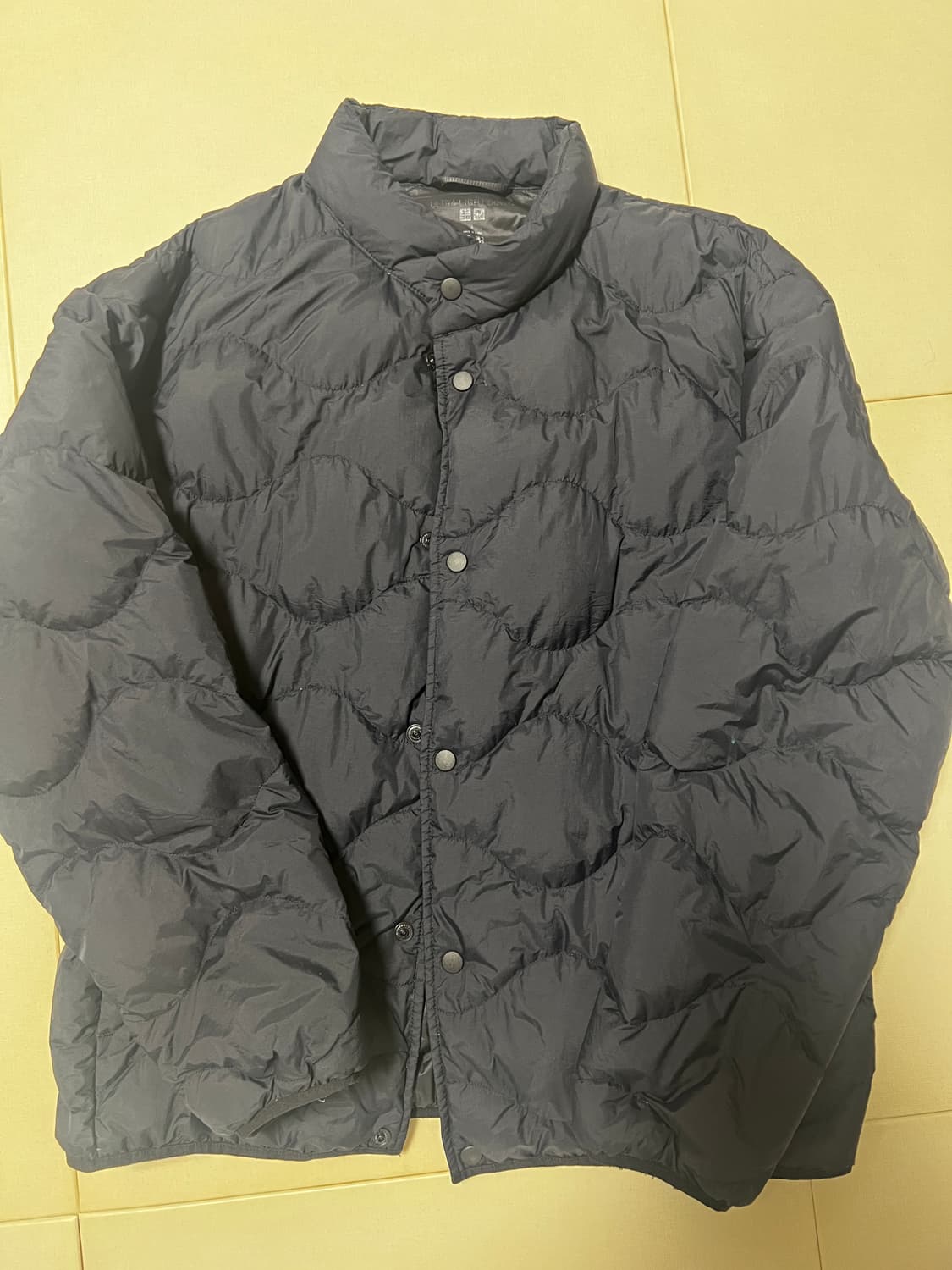 유니클로 경량패딩 상품이미지1