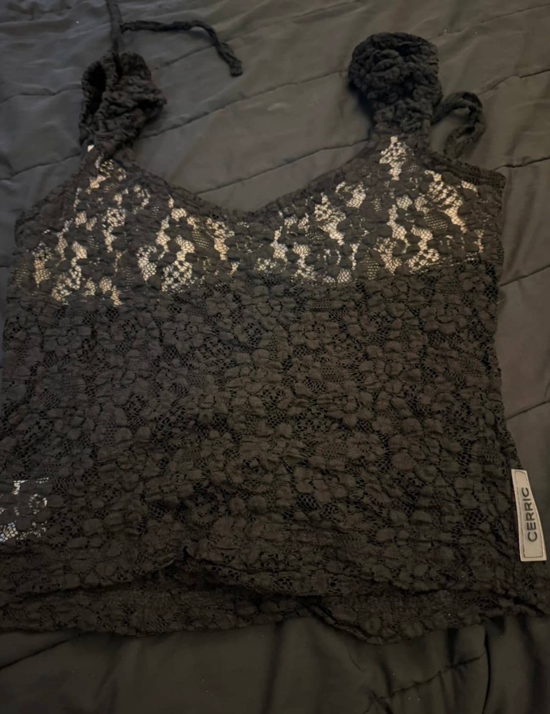 CERRIC 블랙 레이스 민소매 블라우스 상품이미지2