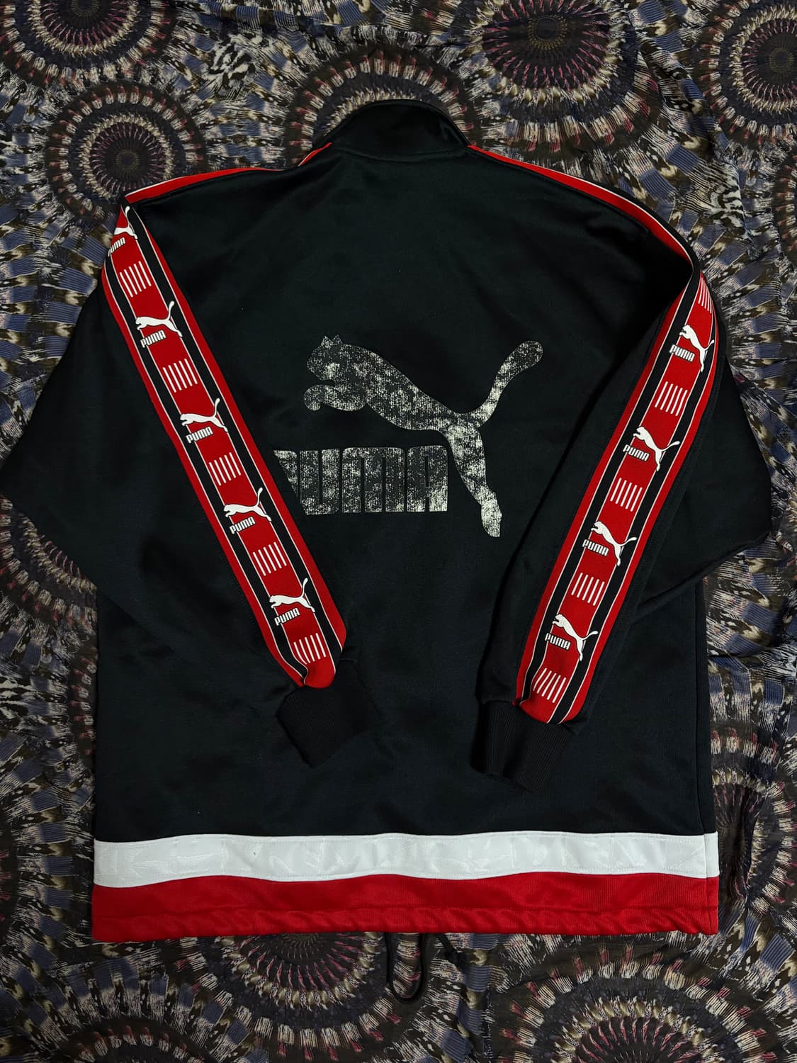 퓨마 빈티지 사이드라인 백로고 집업 상품이미지1