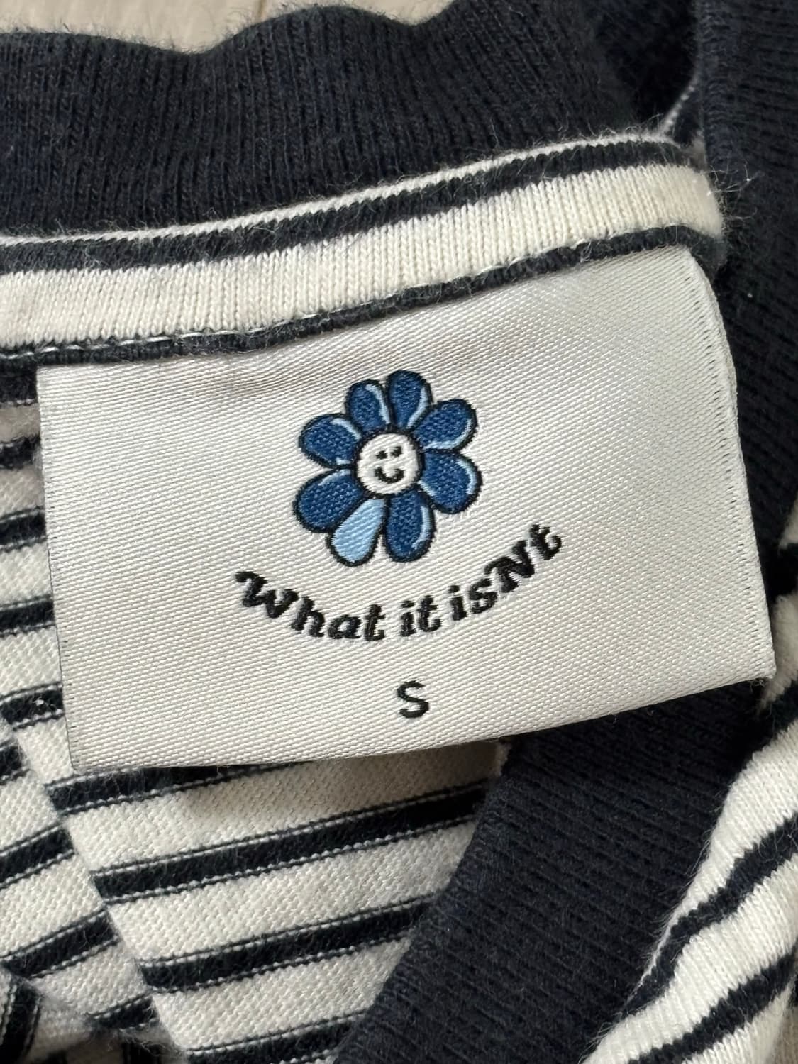 What it isNt 스트라이프 반팔 상품이미지4