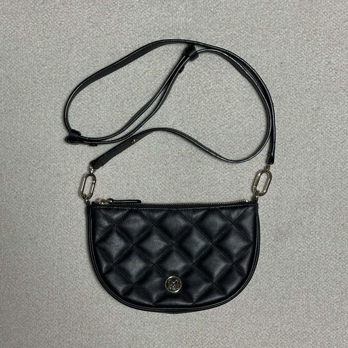 메트로시티 숄더 겸용 크로스백 상품이미지1