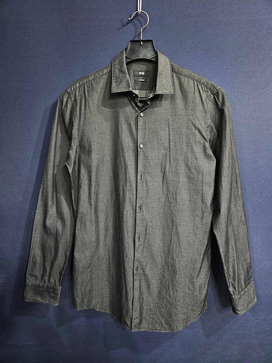 휴고보스 유광블랙 남성 슬림핏 100 긴팔셔츠  상품이미지1