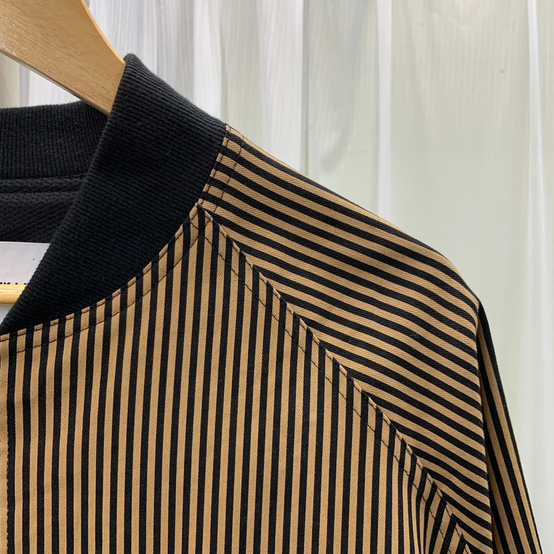 아조바이아조 핑크 라벨 스트라이프 봄버 자켓 1677 상품이미지2