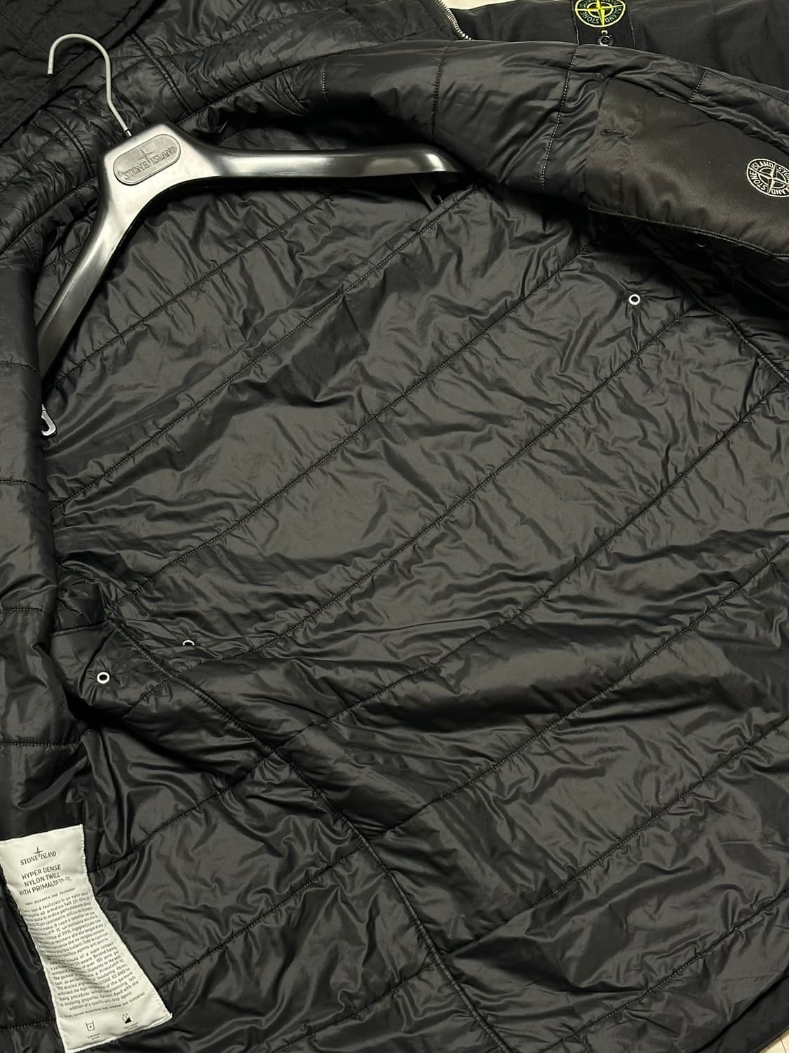 스톤아일랜드 하이퍼덴스 트윌 패딩 L(105) 국내판 상품이미지4