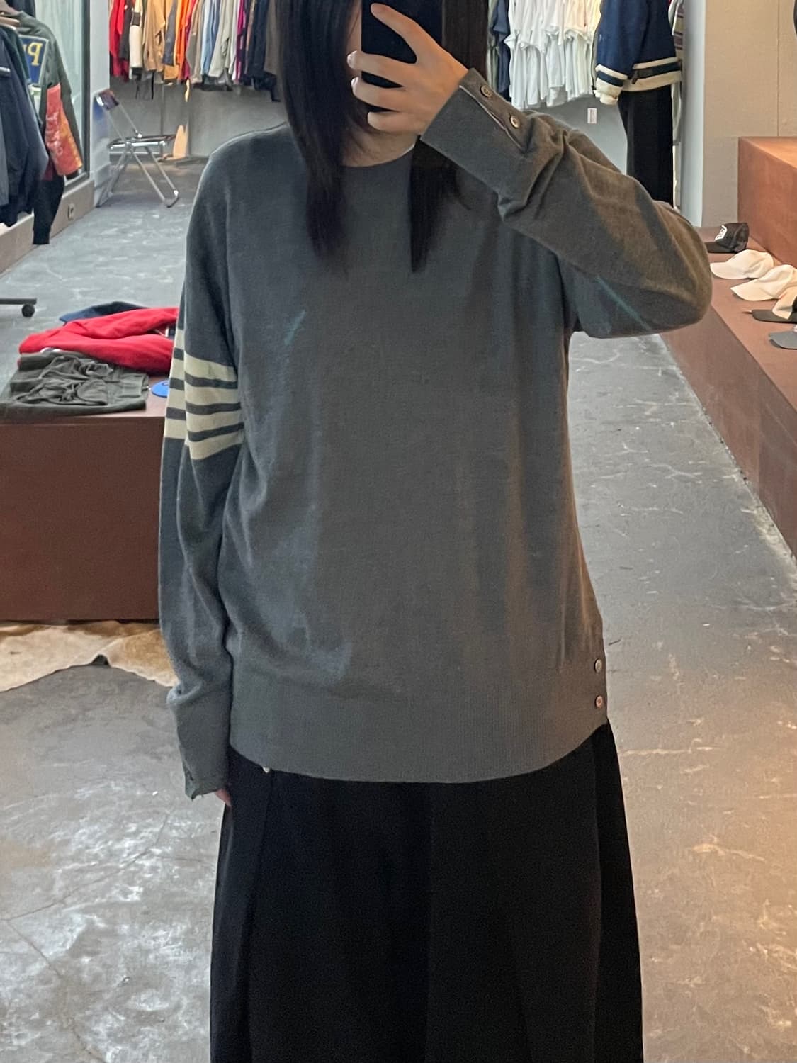 톰브라운 4바 스트라이프 모 그레이니트 H2314 상품이미지1