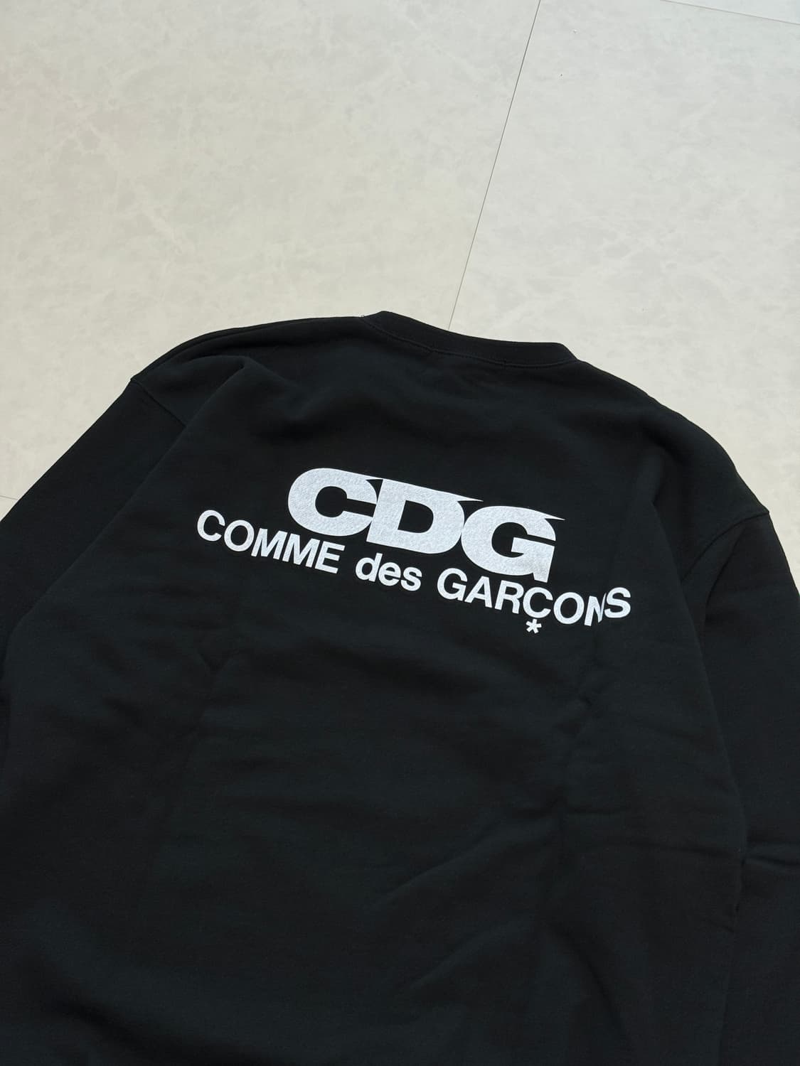 꼼데가르송 CDG 크루넥 스웻셔츠 상품이미지2