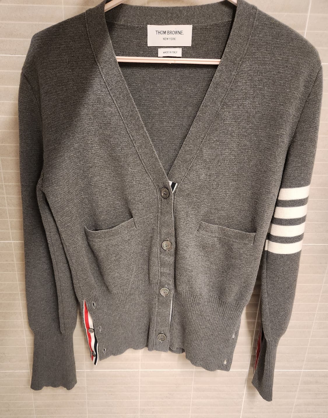 톰브라운 정품 4-바 가디건 미드그레이 42 상품이미지3