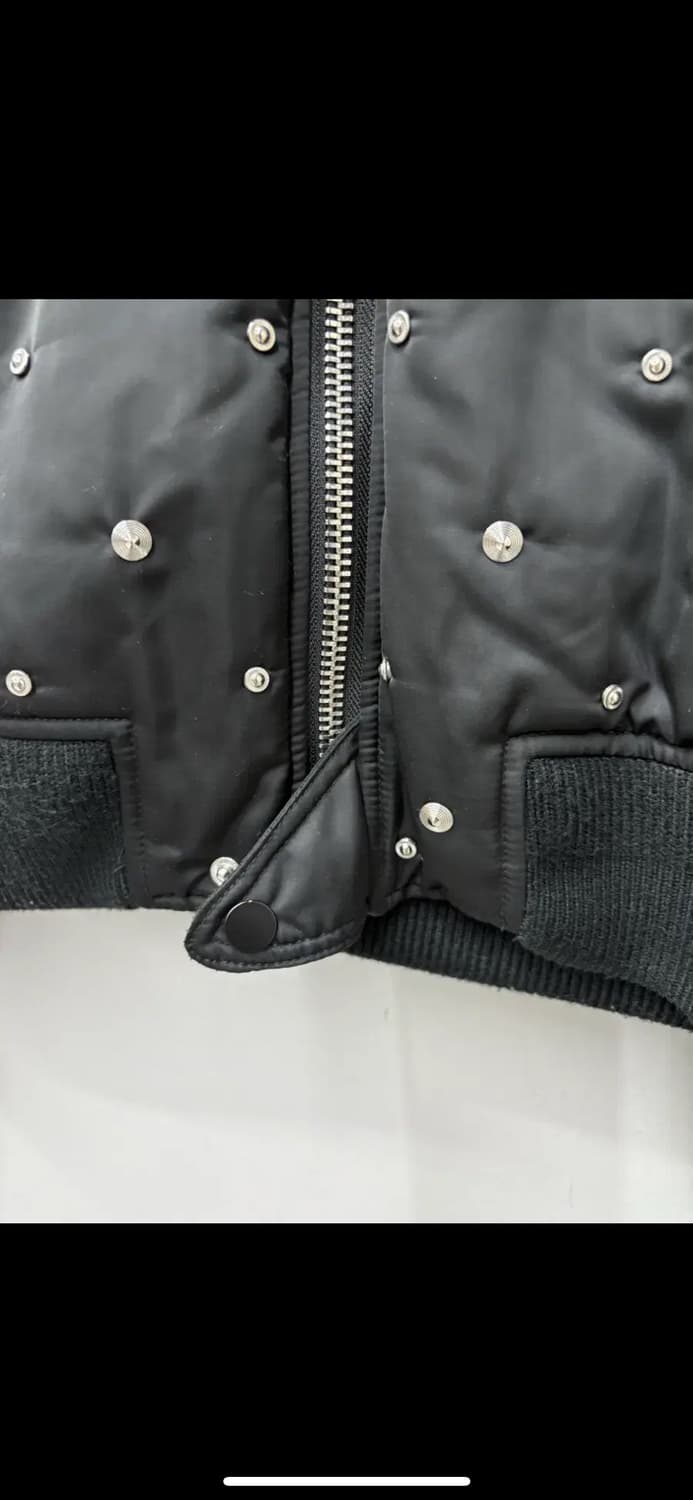 산드로 스터드 블랙포켓 봄버자켓 H1480 상품이미지5
