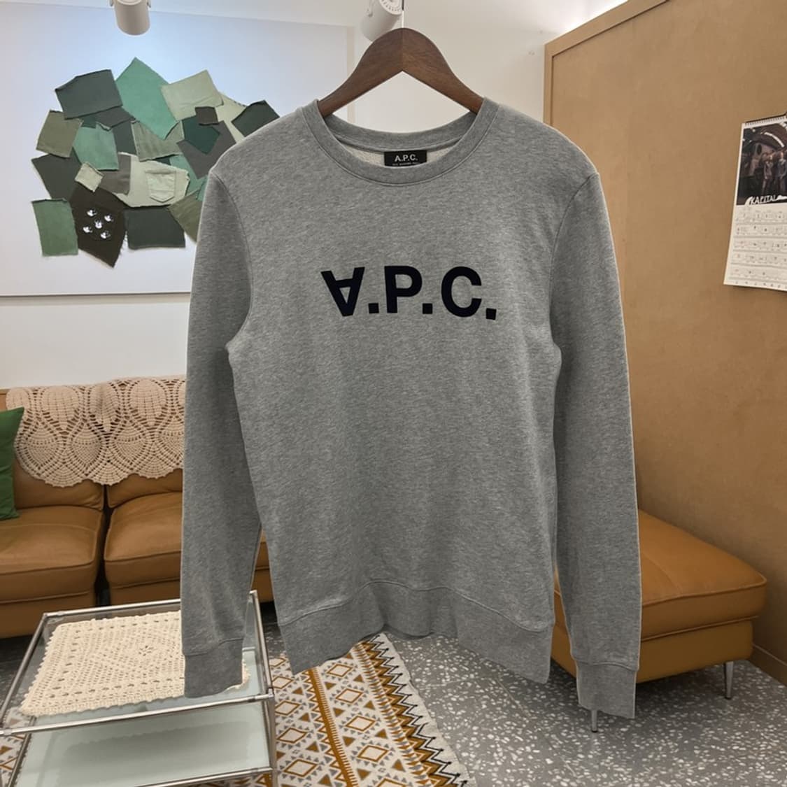 아페쎄 캐주얼 모던 빈티지 빅 스펠로고 맨투맨 XS C10546 상품이미지3