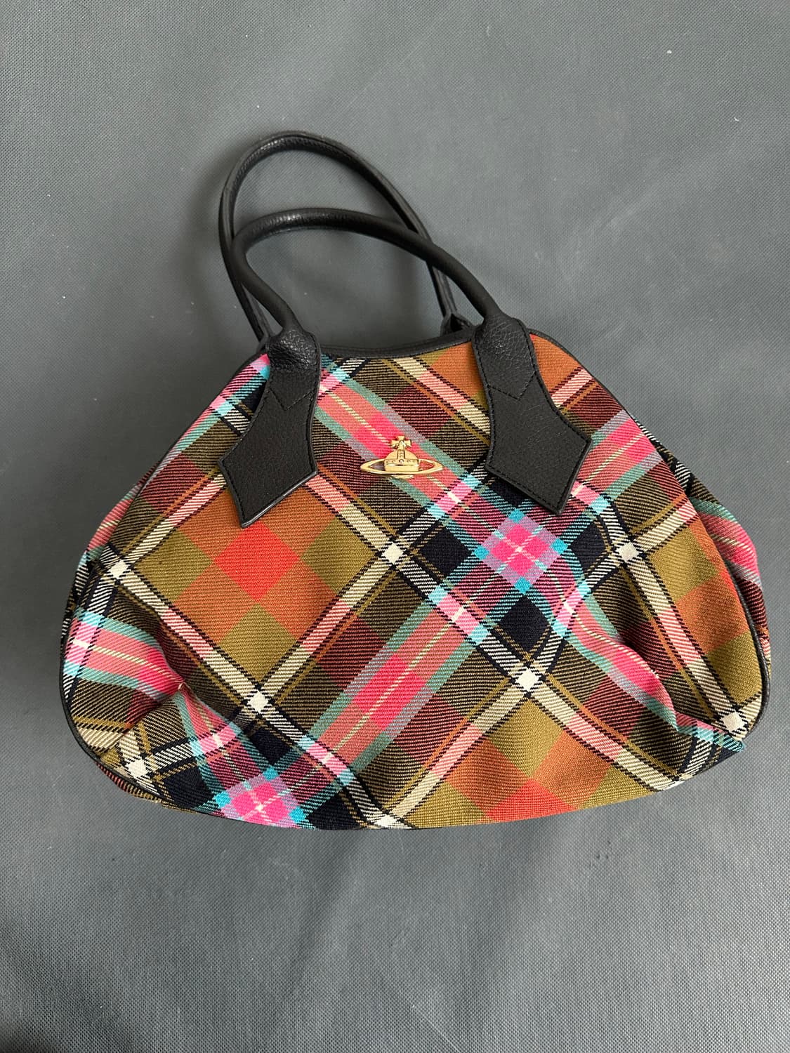 비비안웨스트우드 체크 토트백 핸드백 상품이미지1