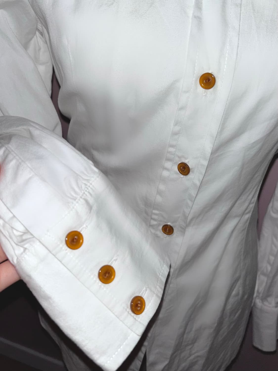 비비안웨스트우드 레드라벨 롱카라 하이넥 셔츠 화이트 클래식 상품이미지3