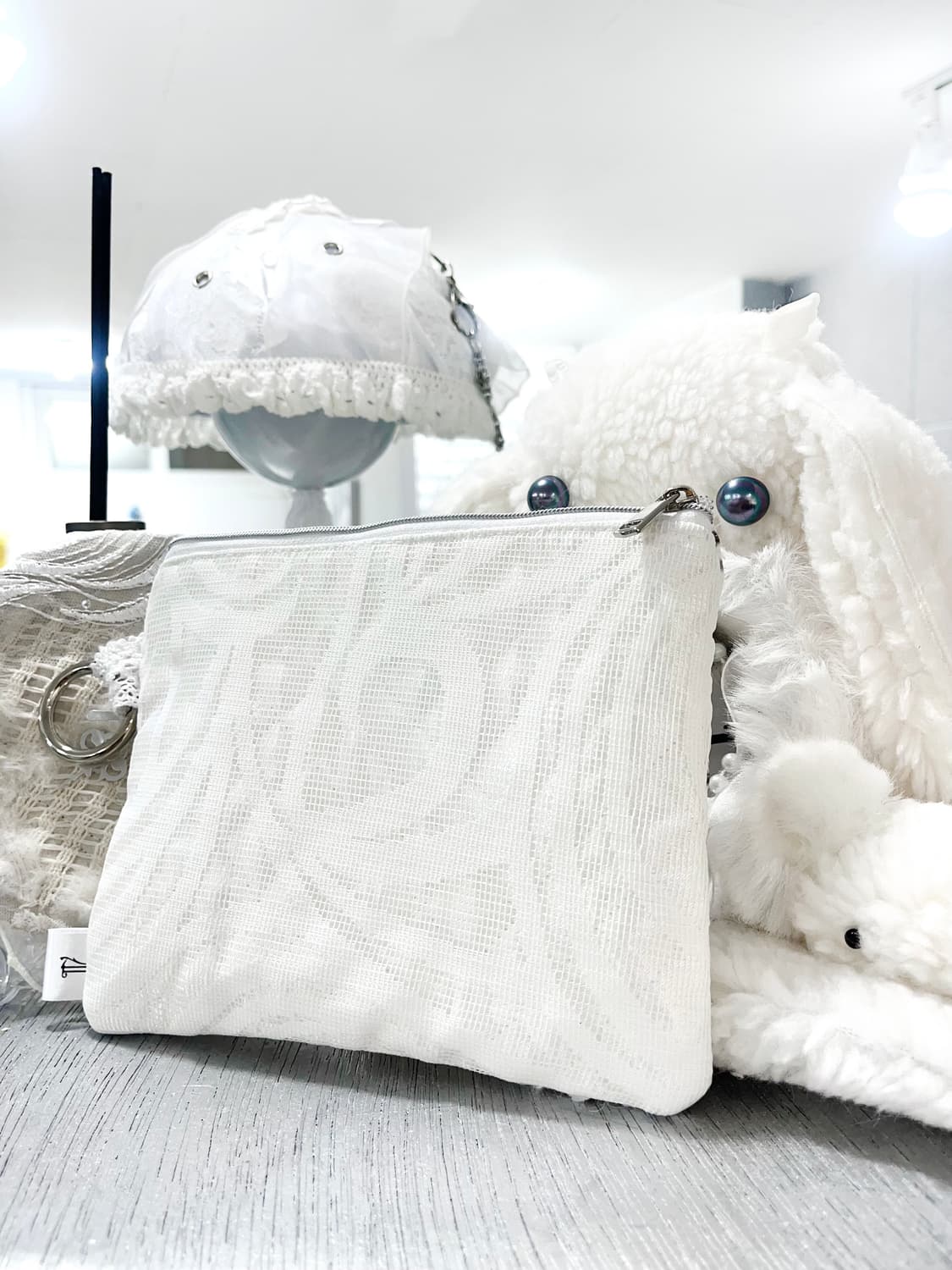 Whisper Lace Pouch 상품이미지7