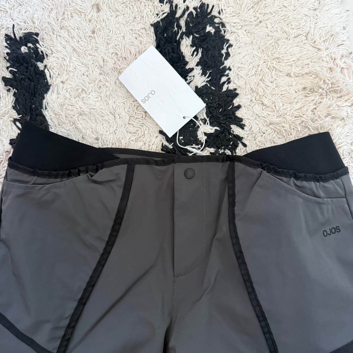 오호스 스트랩 트리밍 카프리 팬츠 차콜 2사이즈 상품이미지8