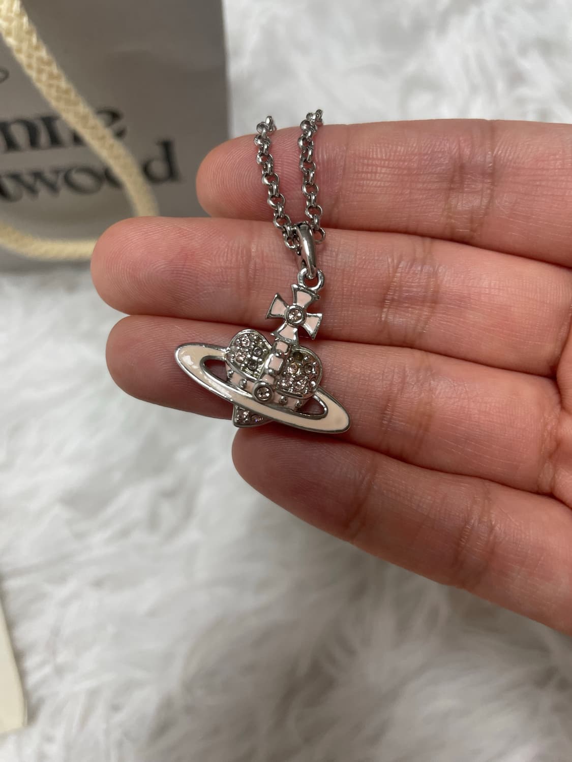 비비안웨스트우드 하트 목걸이 상품이미지2