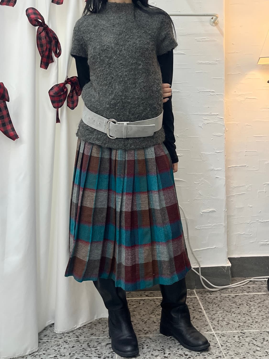 charcoal boucle knit top 상품이미지2