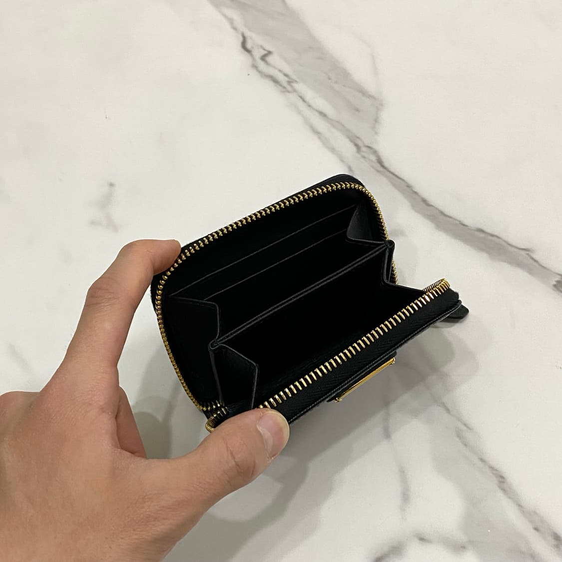 프라다 비텔로 무브 삼각로고 지퍼 반지갑 동전지갑 1MM268 상품이미지5