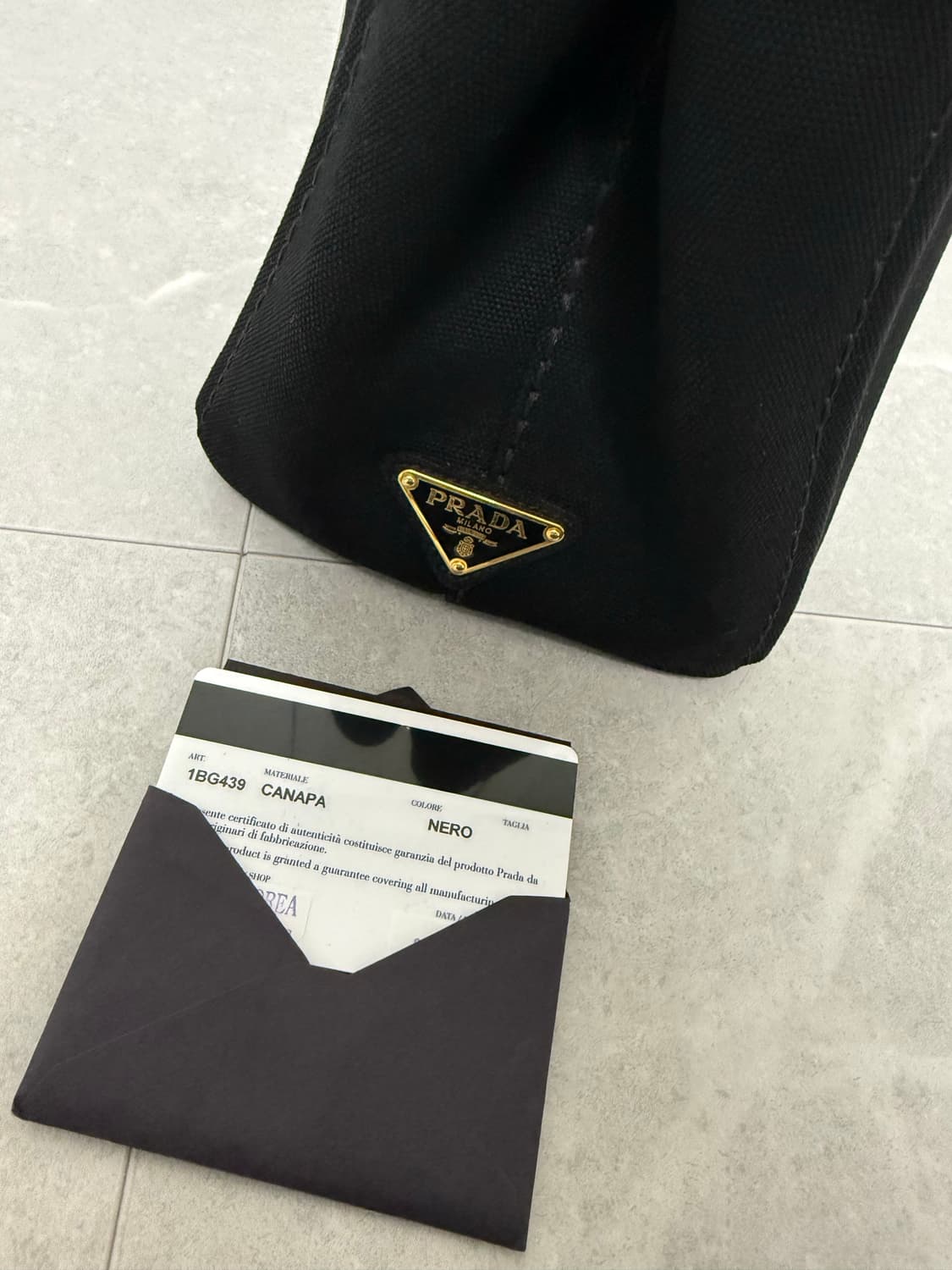 프라다 카나파 토트백 상품이미지5