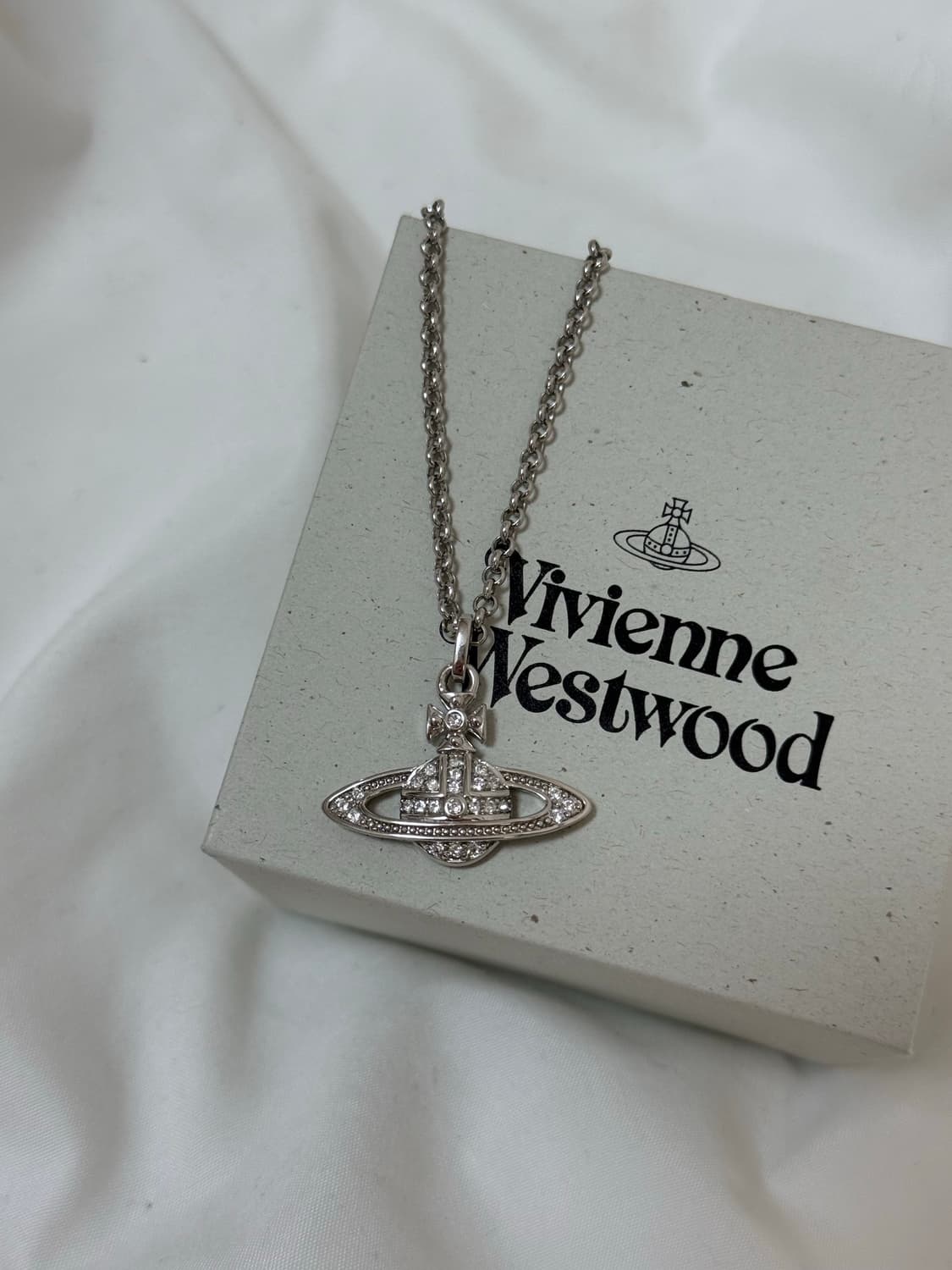 비비안웨스트우드 미니바스 릴리프 실버 새상품급 컨디션 상품이미지1
