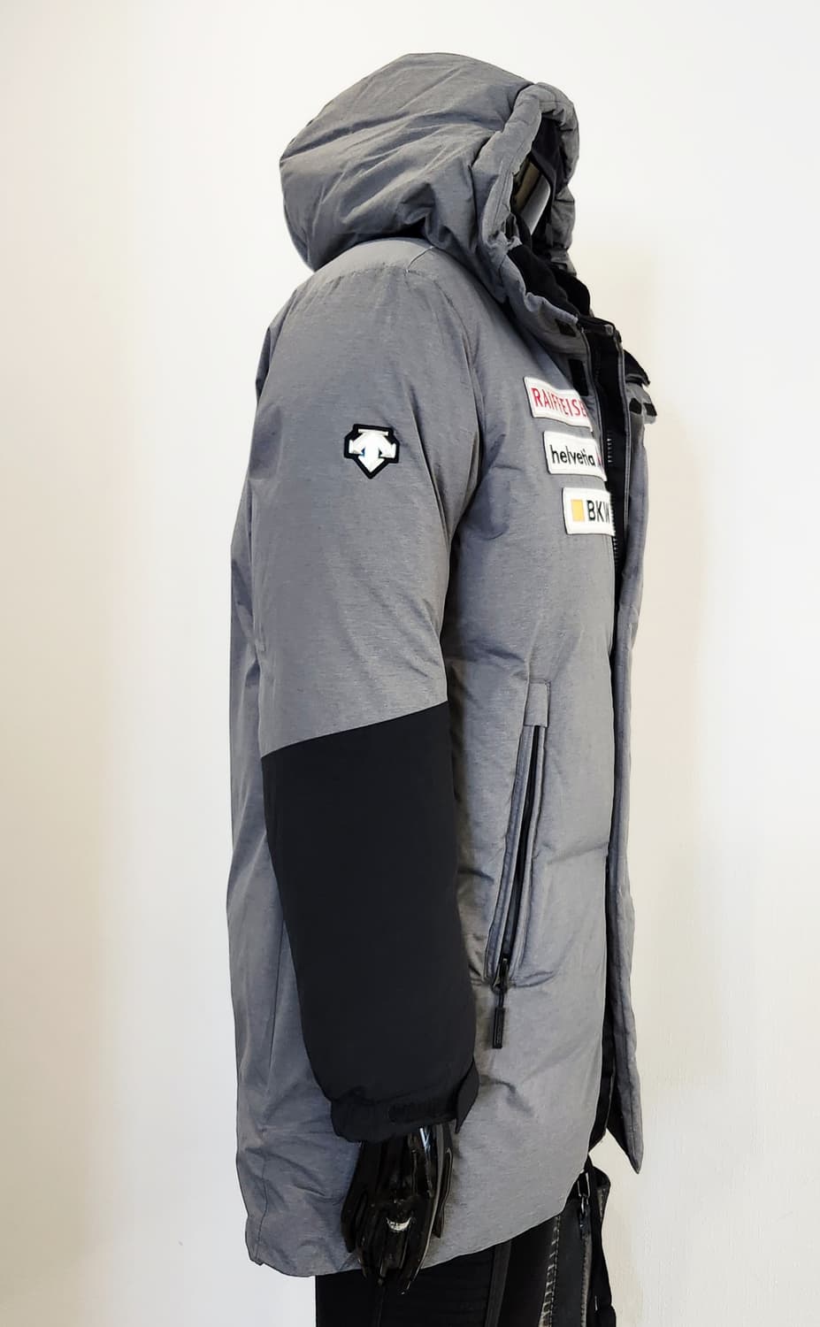 데상트 패딩점퍼  상품이미지3