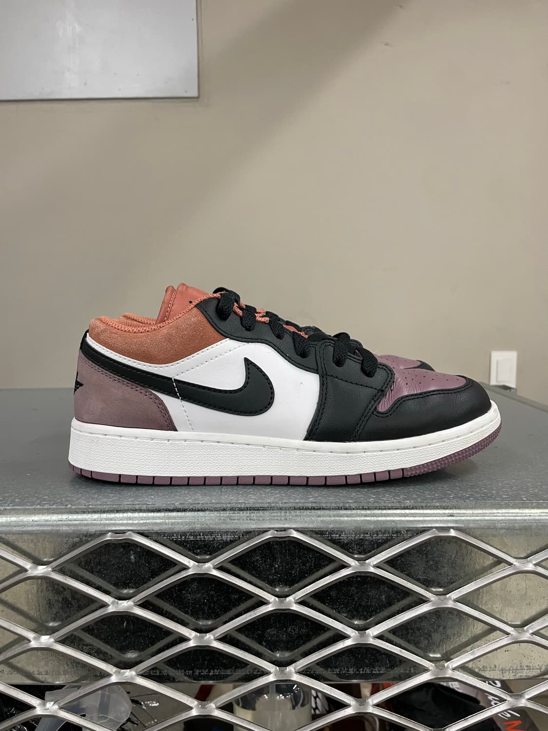 나이키 에어 조던 1 로우 SE 스카이 J 모브 240 상품이미지4