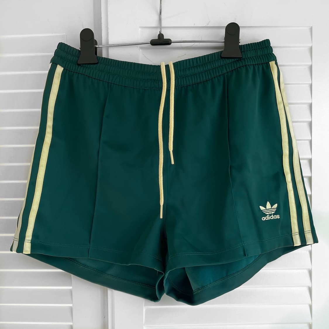 (새상품) Adidas 아디다스 새틴 트랙 쇼츠 M (정가 55,000원 상품이미지1
