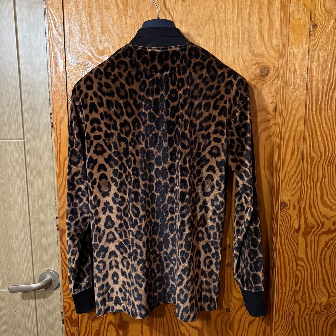 톰포드 24 S/S 레오파드 헨리넥 셔츠 새상품 판매 합니다. 상품이미지6