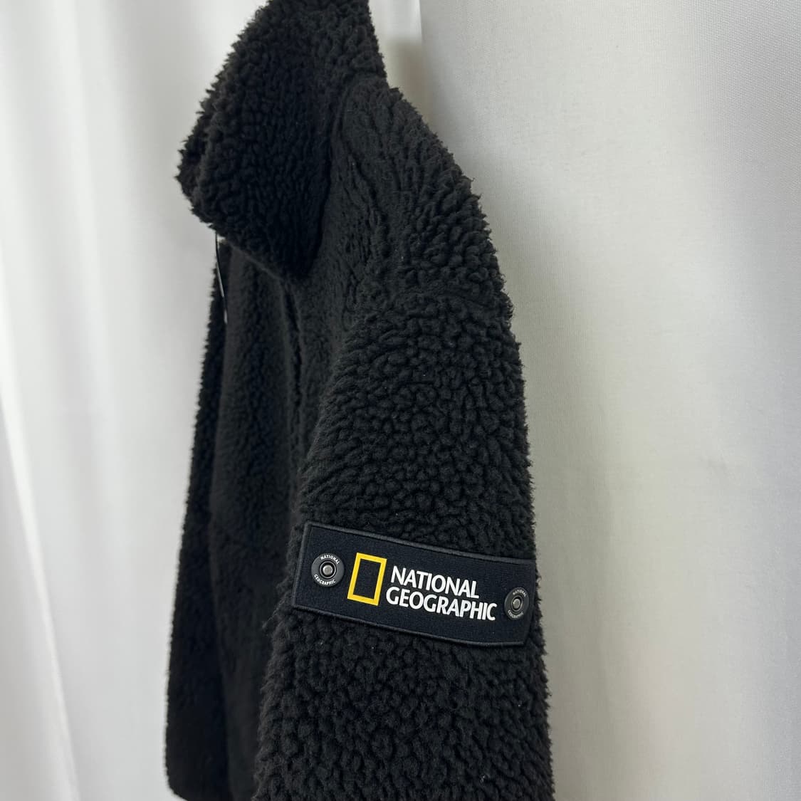 네셔널지오그래픽 남자 뽀글이 도톰자켓 검정 M  EOW 상품이미지10