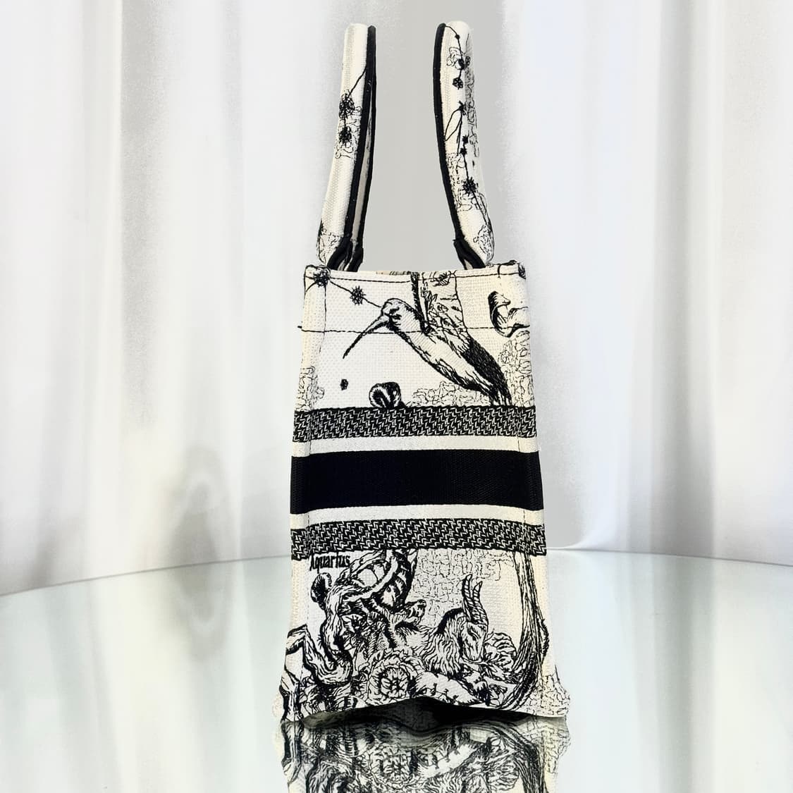 디올 북토트백 조디악 화이트 미디움 상품이미지7