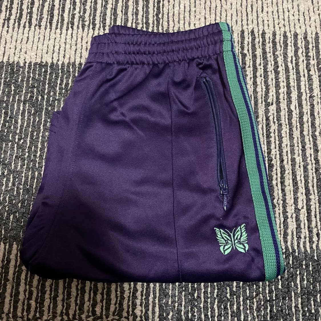 니들스 트랙 팬츠 폴리 스무스 에그플랜츠 스트레이트 핏 상품이미지2