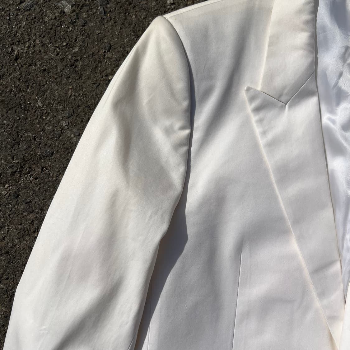 디올옴므 06SS 에디 시절 피크드 라펠 화이트 블레이저 상품이미지5