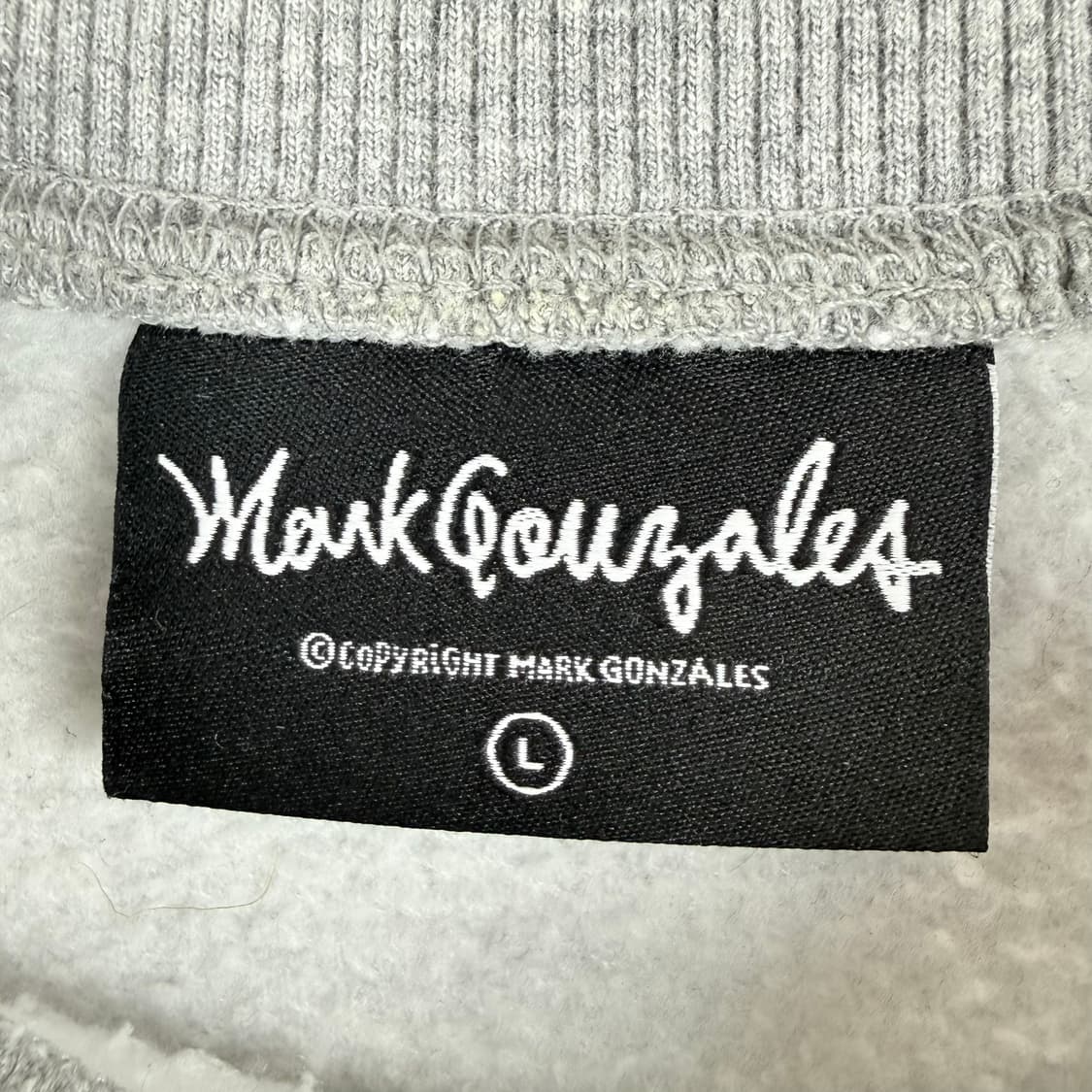 (L) 마크곤잘레스 스펠아웃 맨투맨 그레이 상품이미지3