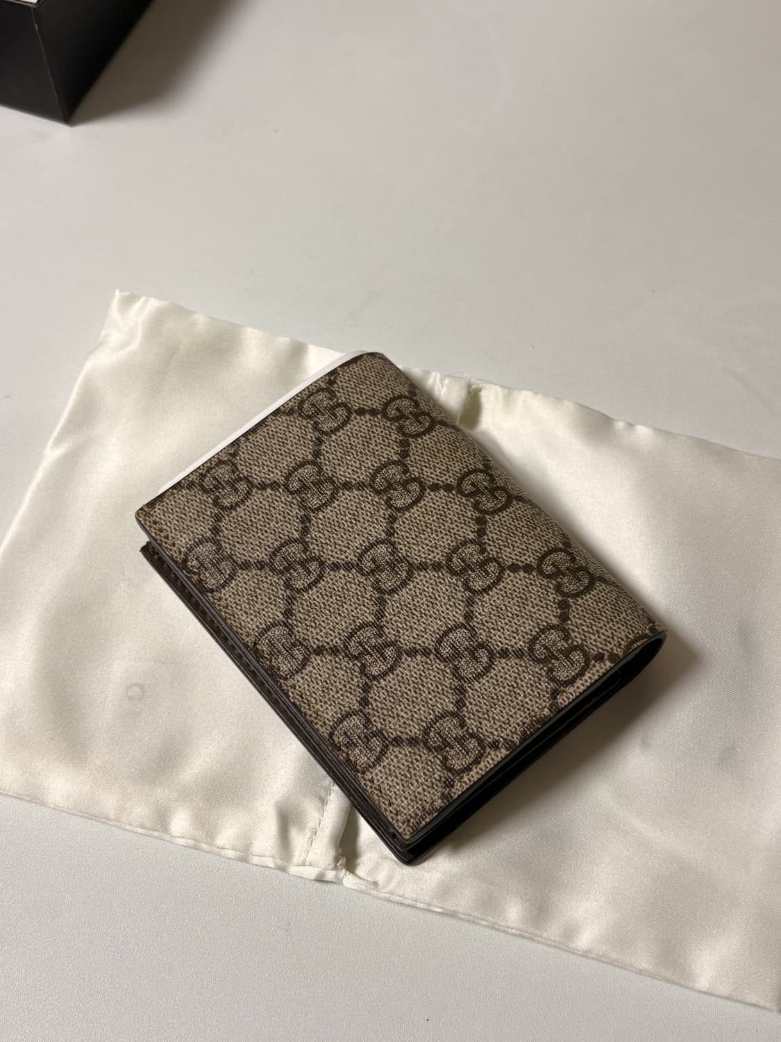 새상품] 구찌 GG디테일 반지갑 풀박스 상품이미지1