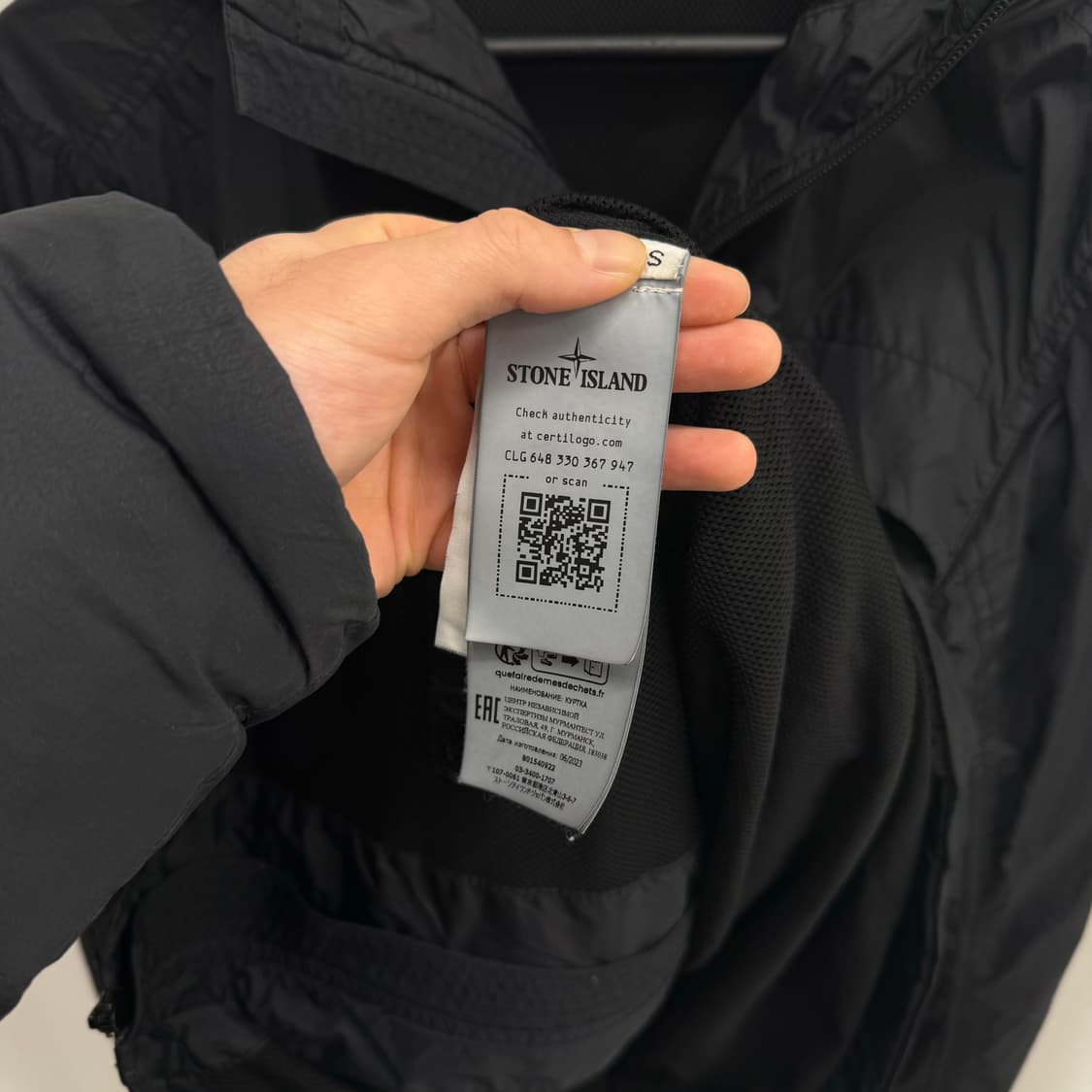 [24SS/S] 스톤아일랜드 크링클랩스 후드 바람막이 상품이미지6