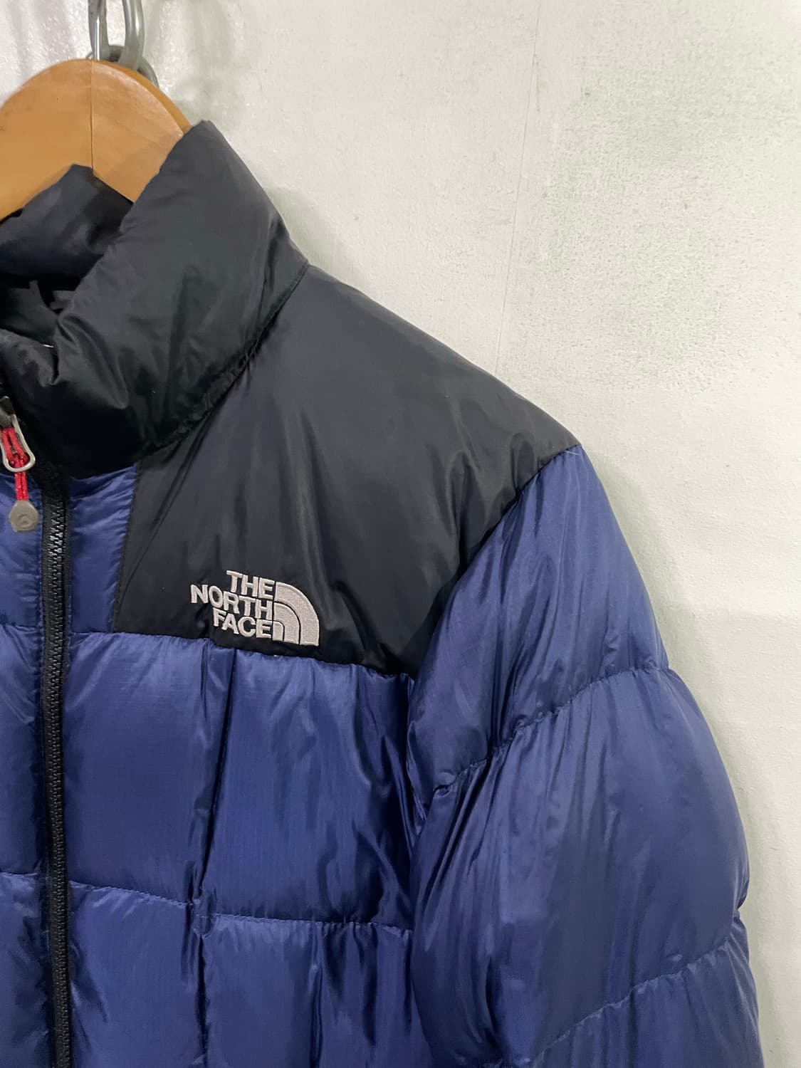 노스페이스 로체 경량패딩 써밋 필파워800 90사이즈 상품이미지3