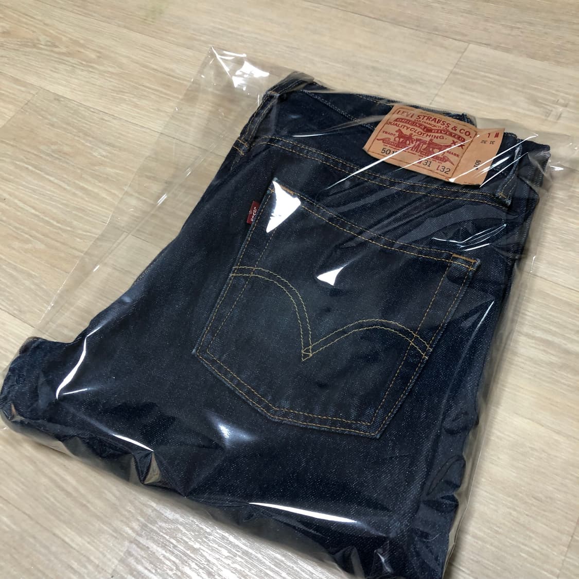 (31) 00's 리바이스 Levi's 501 스트레이트핏 중청 데님 상품이미지10