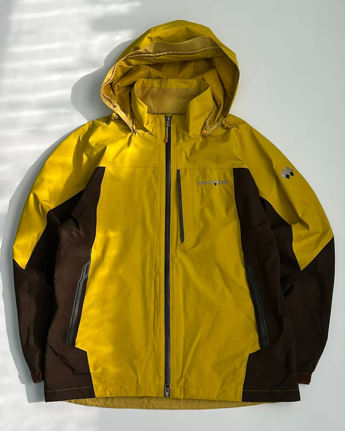 [L] 몽벨 컬러블록 고어텍스 후디드 쉘 마운틴 자켓 상품이미지1
