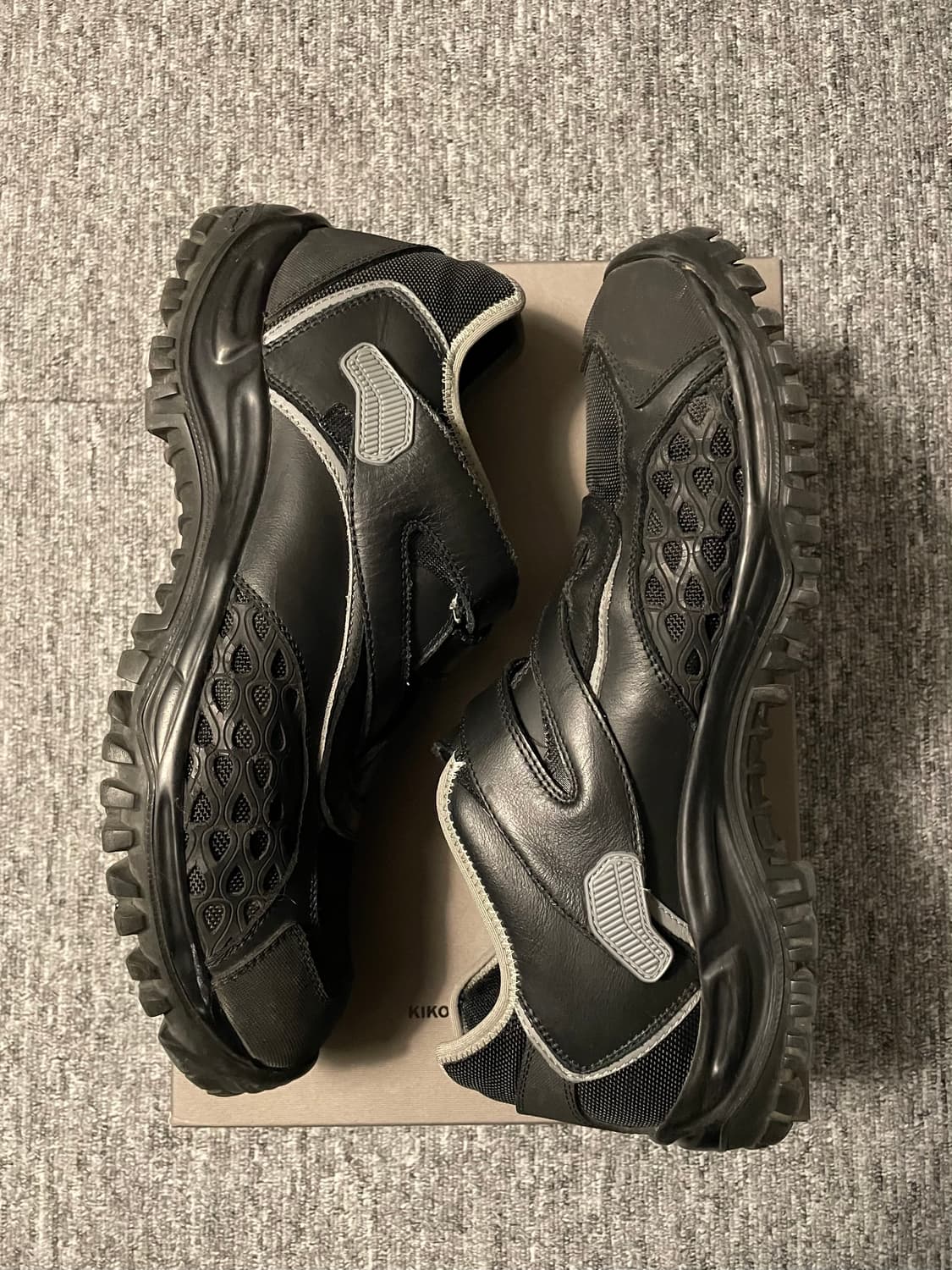 키코 코스타디노브 하크만 슈즈 카본 블랙 [45] 상품이미지2