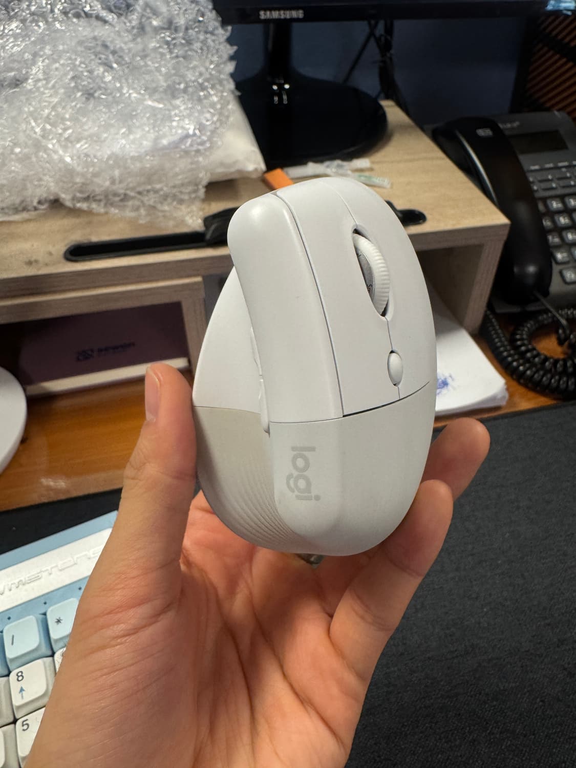 [새상품급] 로지텍 버티컬 마우스 상품이미지3