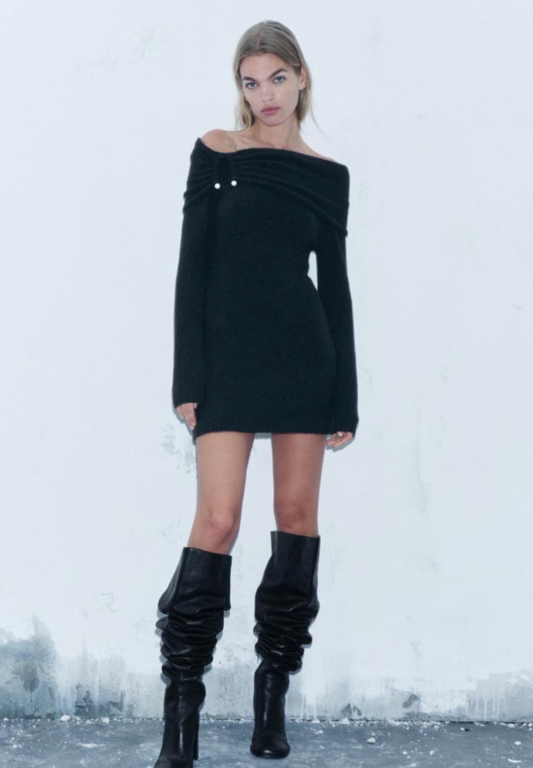 드레이프 오프숄더 미니원피스 상품이미지1