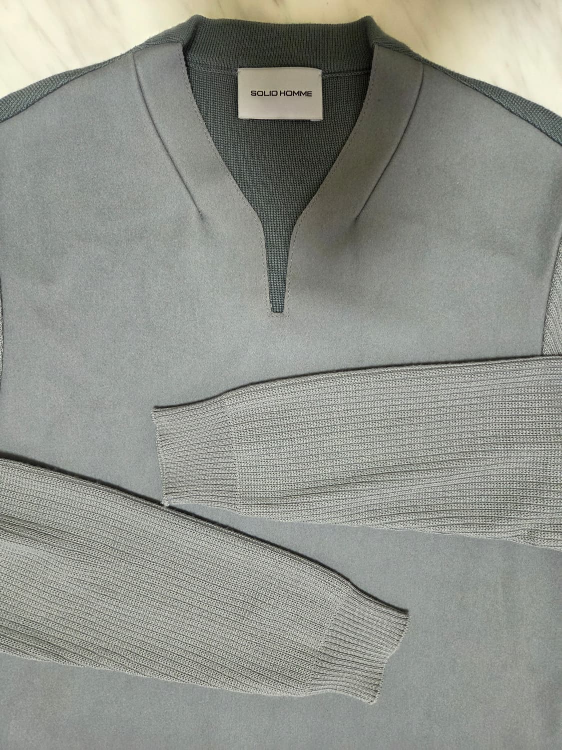 솔리드옴므 배색 니트 상품이미지3