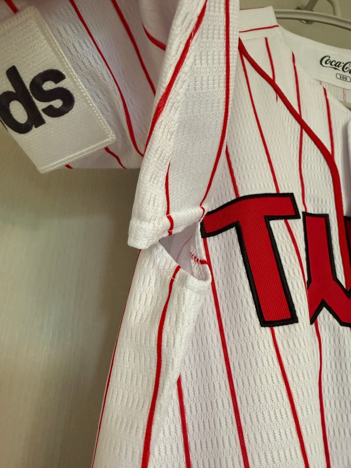 LG트윈스 코카콜라 어센틱 유니폼 홍창기 100 L 상품이미지3