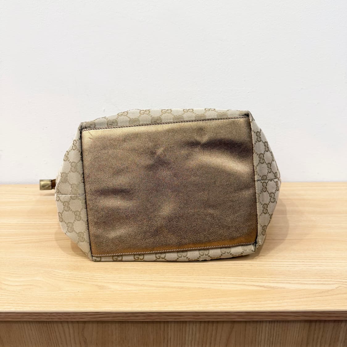 구찌 캔버스 토트백 GG 로고 핑크 패브릭 핸들 디테일 베이지 상품이미지4