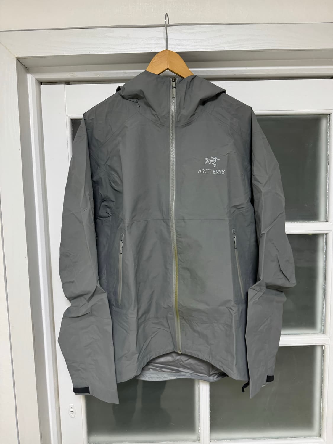 L 아크테릭스 제타 sl 그레이 (크립토크롬) 고어텍스 자켓 상품이미지1