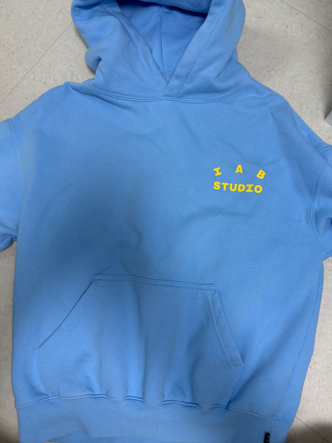 아이앱 스튜디오 후드 스카이 블루 레몬 M 사이즈 상품이미지1