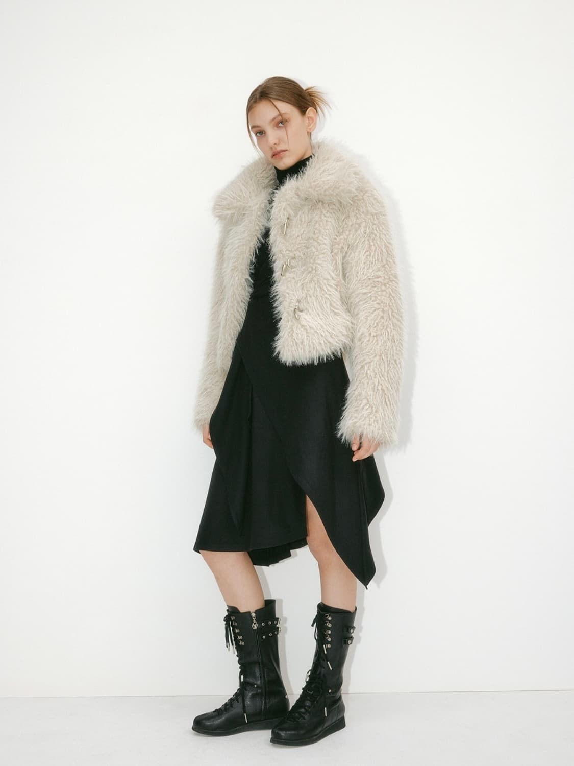 유즈 퍼자켓 YUSE LE HOODIE FUR SHORT JACKET 상품이미지1