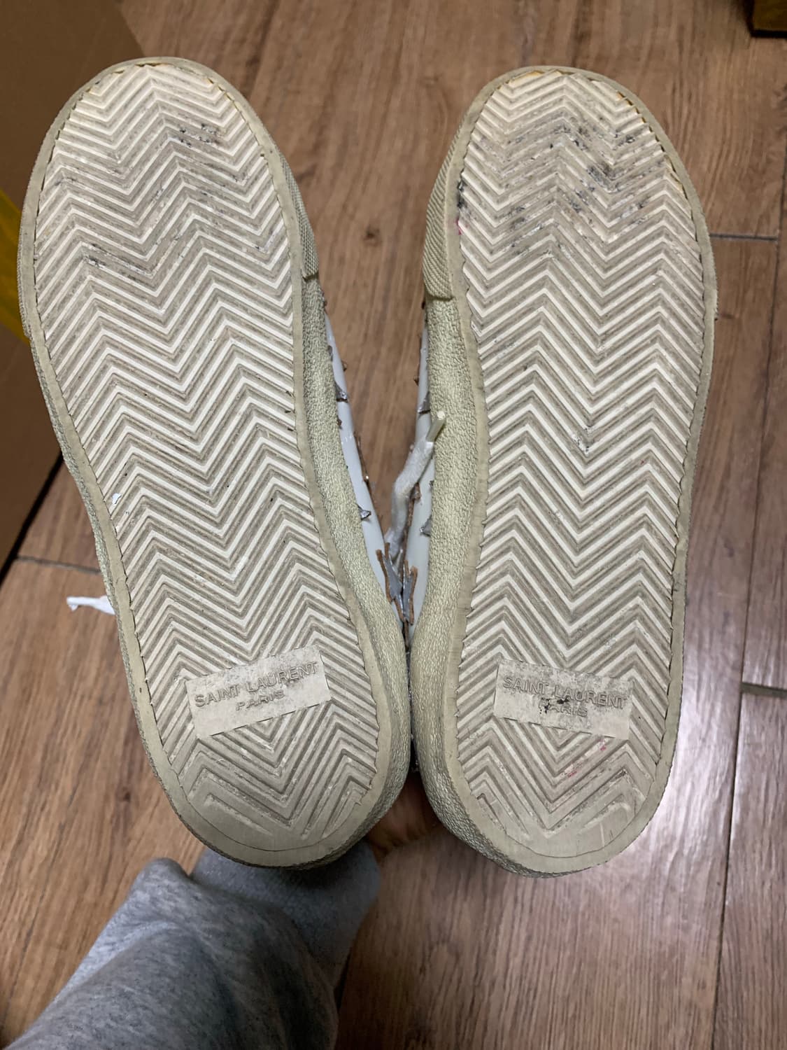 생로랑 스타 패치 화이트 스니커즈 (38) (240) 상품이미지4