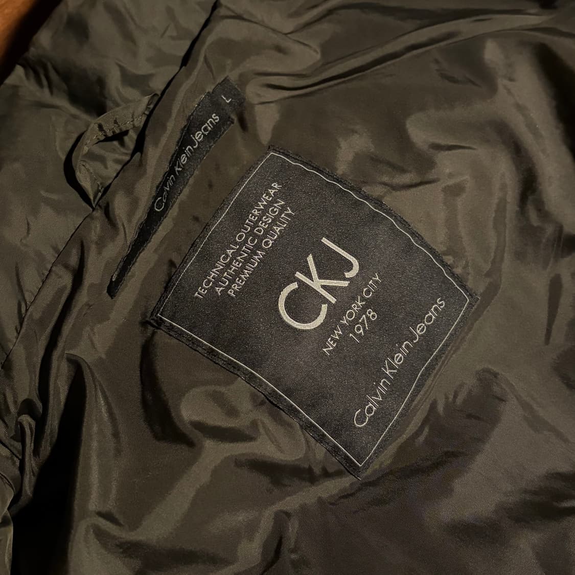 CALVIN KLEIN JEANS OLIVE PADDED JACKET 상품이미지6